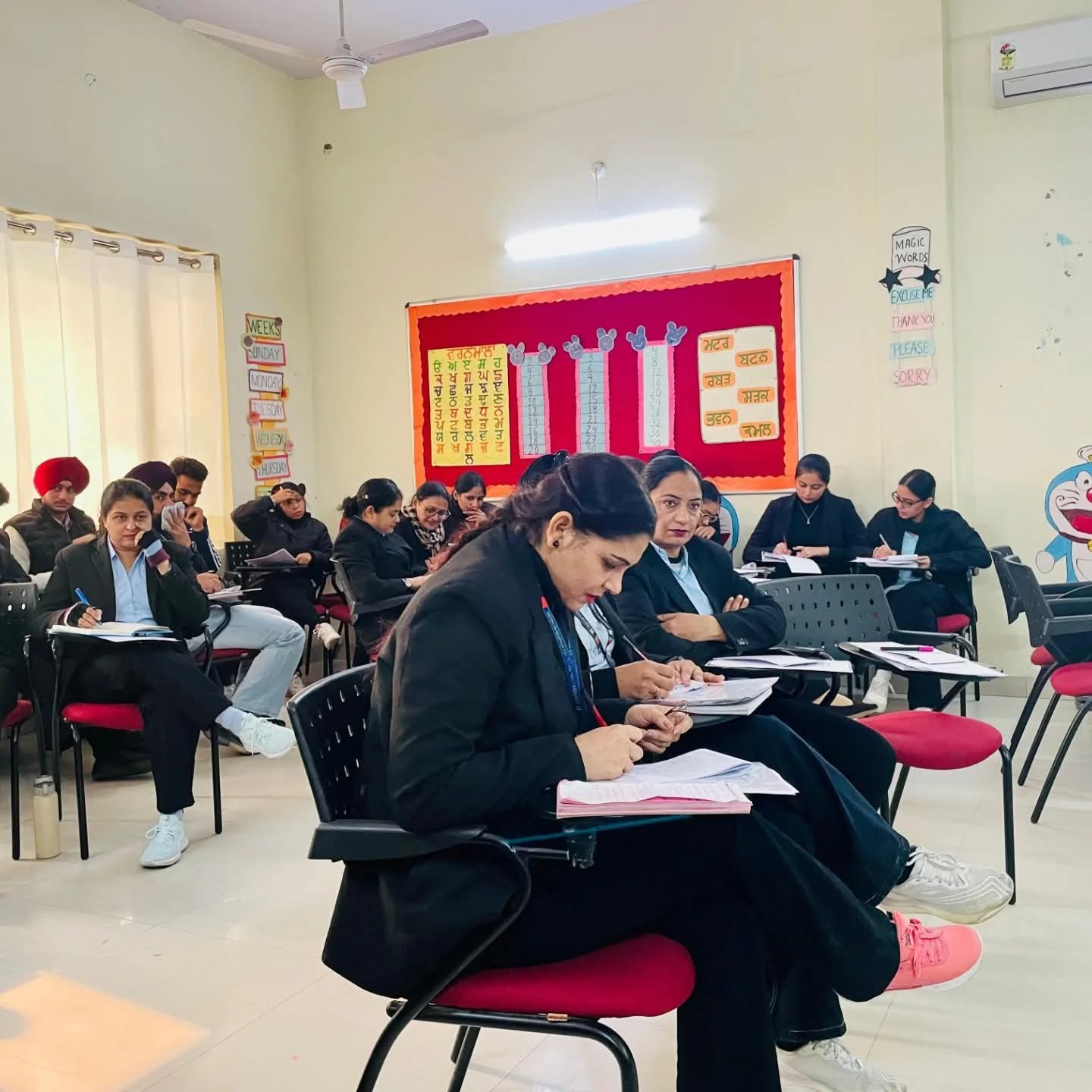 Path Finder Global School